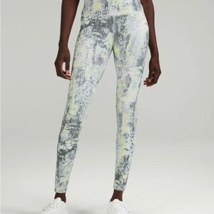 Lululemon size 6 Wunder Train high rise tights Everlux